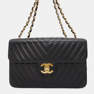 Pre-owned Chanel Chain Shoulder Bag Chevron Coco Mark W Caviar Skin Black V Stitch