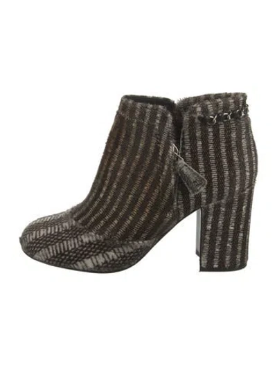 Pre-owned Chanel Chain-link Accent Ponyhair Boots In Brown