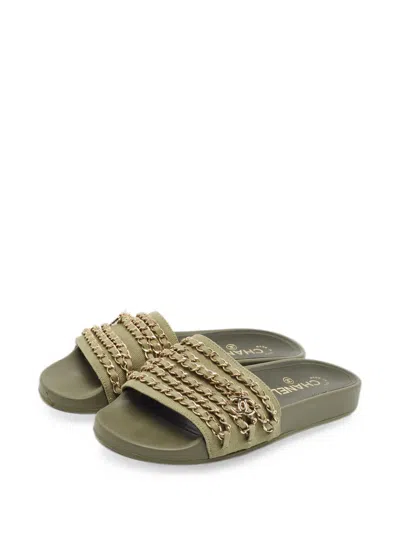 Pre-owned Chanel Chain-link Sandals In Green