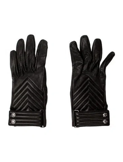 Pre-owned Chanel Chevron Gloves In Black
