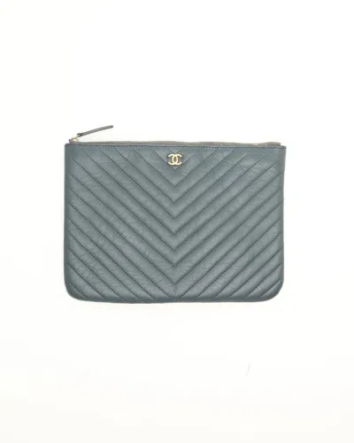 Pre-owned Chanel Chevron Quilted Clutch Bag In Blue