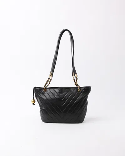 Pre-owned Chanel Chevron Tote