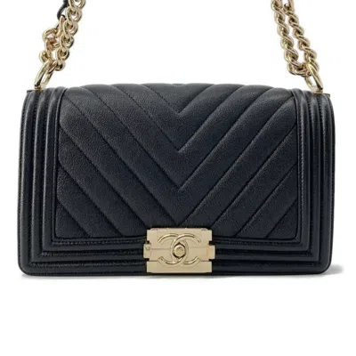 Pre-owned Chanel Chevron (v Stitch) Black Grained Calfskin Shoulder Bag ()