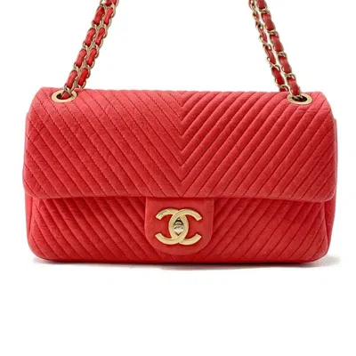 Pre-owned Chanel Chevron (v Stitch) Red Color Leather Shoulder Bag ()