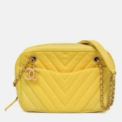 Pre-owned Chanel Chevron V-stitch Yellow Leather Cotton Shoulder Bag
