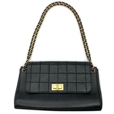 Pre-owned Chanel Chocolate Bar Black Leather Shoulder Bag ()