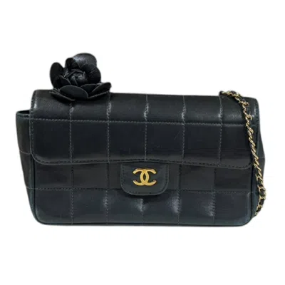 Pre-owned Chanel Chocolate Bar Black Shoulder Bag ()
