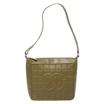 Pre-owned Chanel Chocolate Bar Shoulder Bag Lambskin Leather Bag () In Green