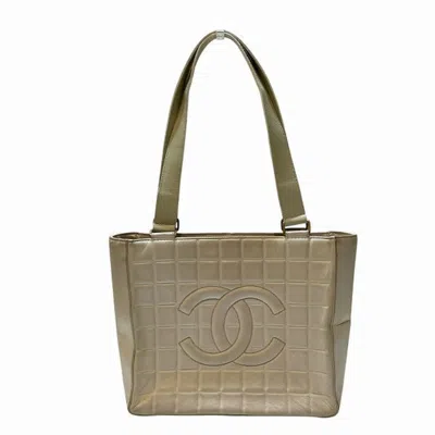 Pre-owned Chanel Chocolate Bar White Leather Shoulder Bag Tote Bag ()