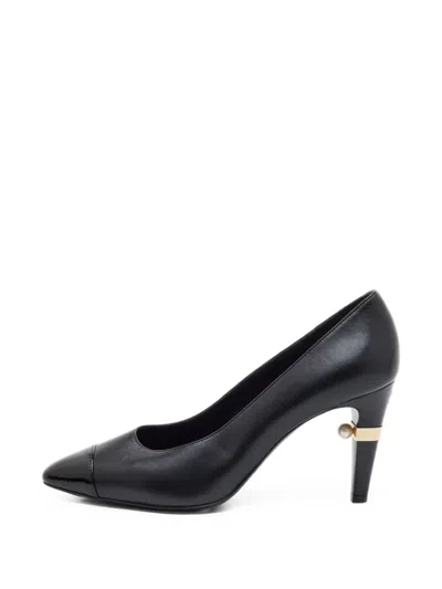 Pre-owned Chanel Classic Cap-toe Pumps In Black
