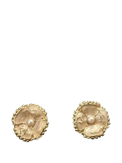 Pre-owned Chanel Classic Cc Camellia Earrings In Gold