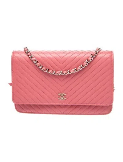 Pre-owned Chanel Classic Chevron Wallet On Chain In Pink