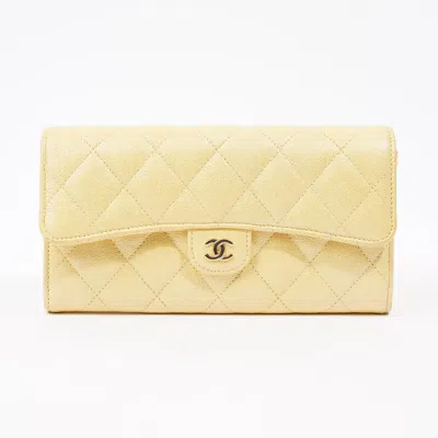 Pre-owned Chanel Classic Flap Bifold Wallet Caviar Leather In Beige