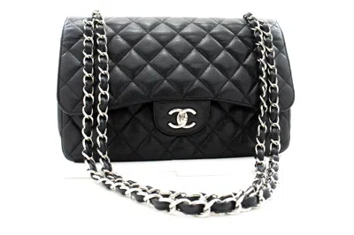 Pre-owned Chanel Classic Flap Black Leather Shoulder Bag ()