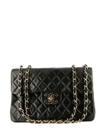 Pre-owned Chanel Classic Flap Shoulder Bag In Black