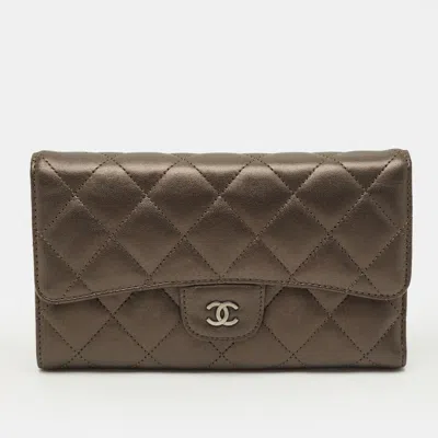Pre-owned Chanel Classic L Grey Quilted Leather Flap Continental Wallet In Gray
