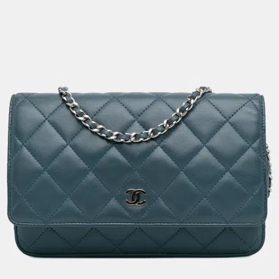 Pre-owned Chanel Classic Lambskin Wallet On Chain In Blue