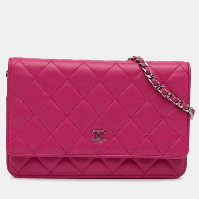 Pre-owned Chanel Classic Lambskin Wallet On Chain In Pink