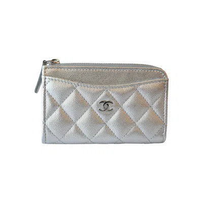 Pre-owned Chanel Classic L-zip Card Holder Metallic Silver
