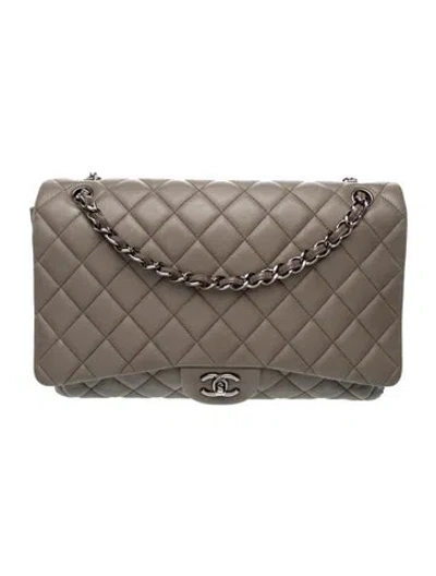 Pre-owned Chanel Classic Maxi Single Flap Bag In Grey