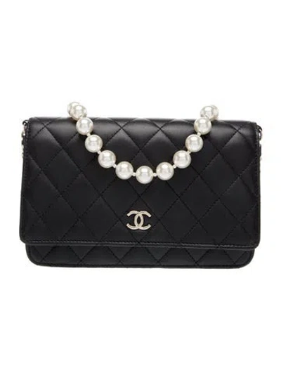Pre-owned Chanel Classic Quilted Pearl Wallet On Chain In Black