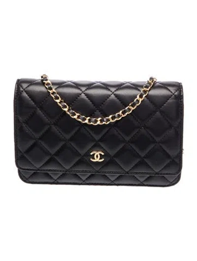 Pre-owned Chanel Classic Quilted Wallet On Chain In Black