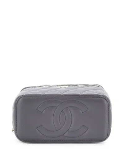 Pre-owned Chanel Classic Top Handle Vanity Case With Chain Quilted Lambskin Small Crossbody Bag In Gray