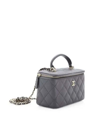 Pre-owned Chanel Classic Top Handle Vanity Case With Chain Quilted Lambskin Small Crossbody Bag In Gray