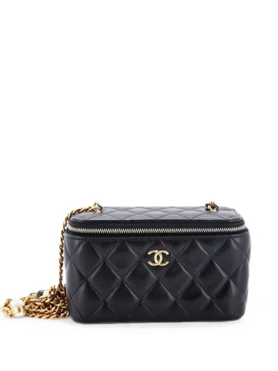 Pre-owned Chanel Classic Vanity Case With Resin Pearl Chain Quilted Lambskin Small Clutch Bag In Black