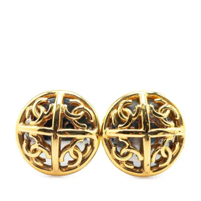 Pre-owned Chanel Clip Earrings () In Gold