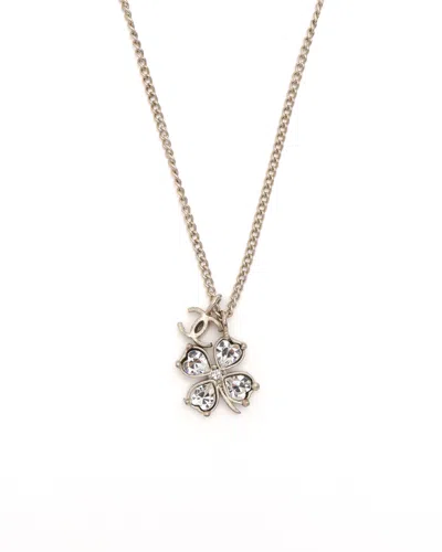 Pre-owned Chanel Clover Rhinestone Necklace In Silver