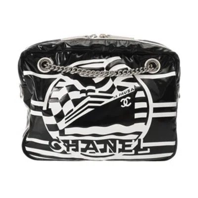 Pre-owned Chanel Coated Canvas Shoulder Bag () In Multi