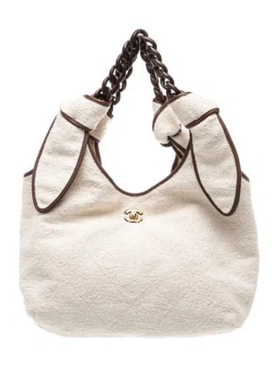 Pre-owned Chanel Coco Beach Maxi Hobo In Neutrals