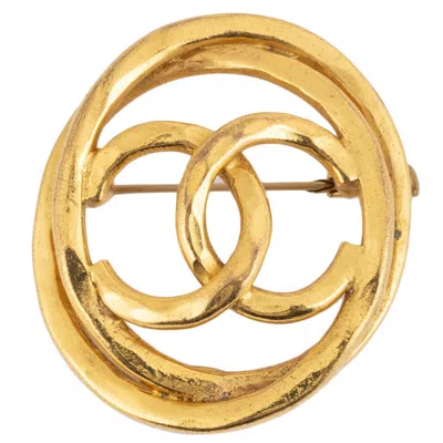 Pre-owned Chanel Coco Brooch () In Gold