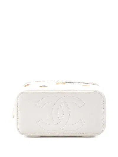 Pre-owned Chanel Coco Casino Vanity Case With Chain Quilted Caviar Small Pouch In White
