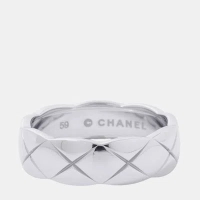 Pre-owned Chanel Coco Crush Collection 18k White Gold Ring Size Medium 59