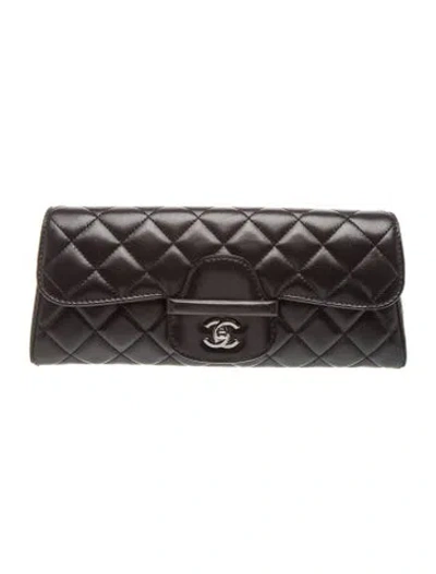 Pre-owned Chanel Coco Loop Clutch In Black
