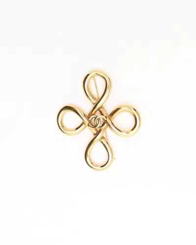 Pre-owned Chanel Coco Mark Brosch In Gold