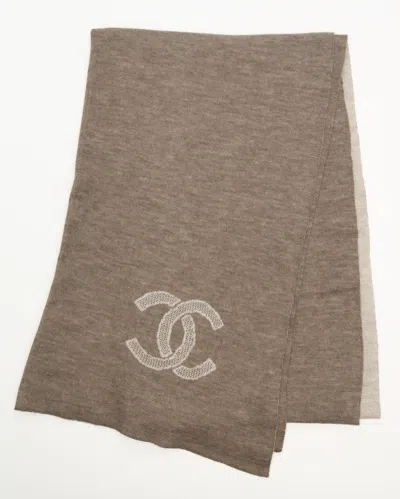 Pre-owned Chanel Coco Mark Cashmere Scarf