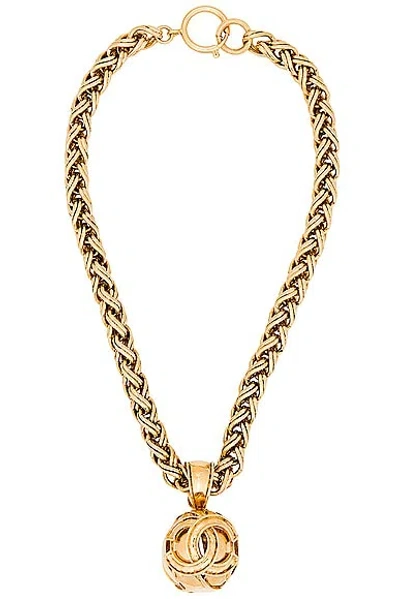 Pre-owned Chanel Coco Mark Chain Necklace In Gold