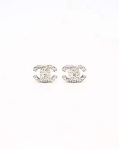 Pre-owned Chanel Coco Mark Clip-on Earrings In Silver