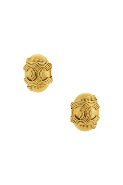 Pre-owned Chanel Coco Mark Clip-on Earrings In Gold