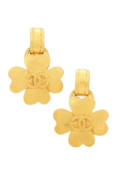 Pre-owned Chanel Coco Mark Clover Swing Earrings In Gold