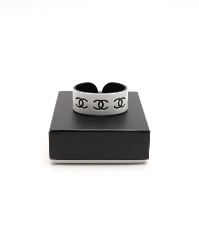 Pre-owned Chanel Coco Mark Cuff Bracelet In White