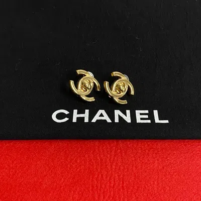 Pre-owned Chanel Coco Mark Earrings In Gold
