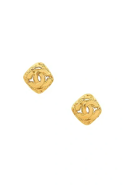 Pre-owned Chanel Coco Mark Earrings In Gold