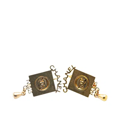 Pre-owned Chanel Coco Mark Logo Square Earrings 00c In Gold
