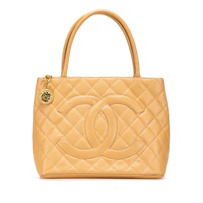 Pre-owned Chanel Coco Mark Matelasse Caviar Skin Tote Bag In Brown
