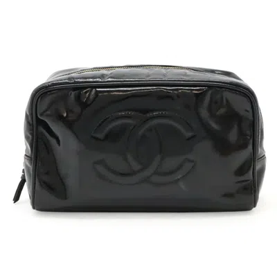 Pre-owned Chanel Coco Mark Patent Leather Pouch In Black