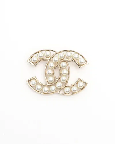 Pre-owned Chanel Coco Mark Pearl Brooch In Multi